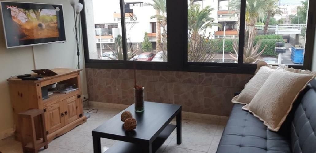 Primavera Appartement Tot 7 Personen Ideaal Voor Backpackers Arona  Ngoại thất bức ảnh